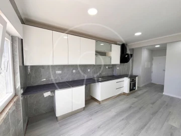 Apartamento T2 para Venda em Setubal (São Sebastião)