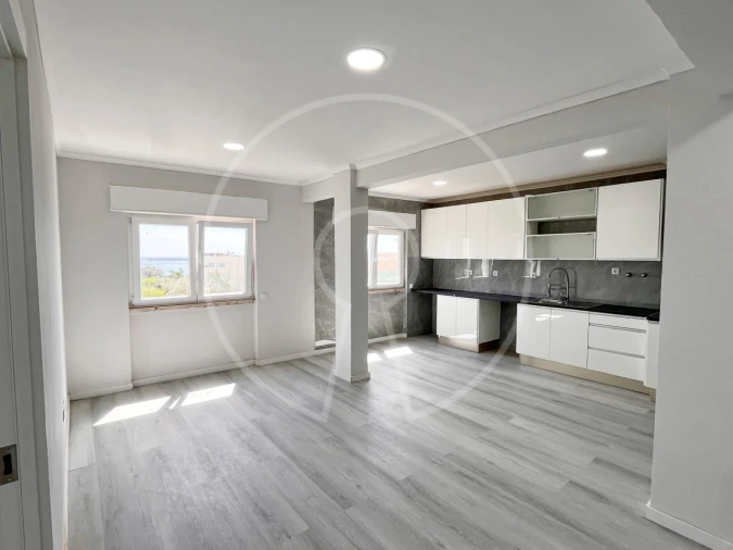 Apartamento T2 para Venda em Setubal (São Sebastião) Foto 2