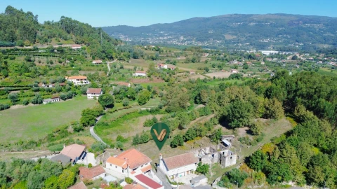Terreno para Venda em Gondufe
