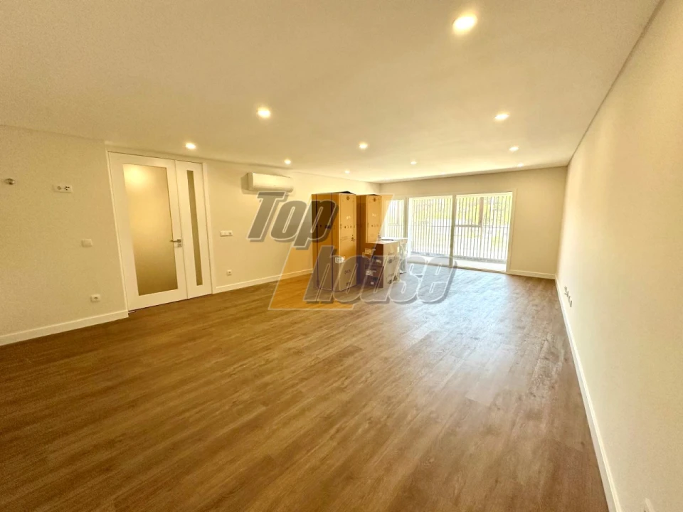 Apartamento T2 para Arrendamento em Costa da Caparica Foto 1