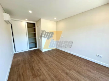 Apartamento T2 para Arrendamento em Costa da Caparica