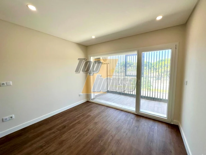 Apartamento T2 para Arrendamento em Costa da Caparica Foto 9
