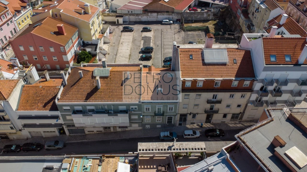 Apartamento T3 para Venda em Campolide Foto 33