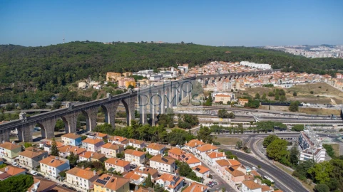 Apartamento T3 para Venda em Campolide