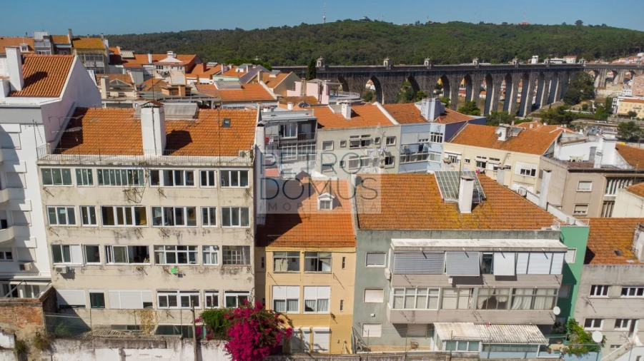 Apartamento T3 para Venda em Campolide Foto 35