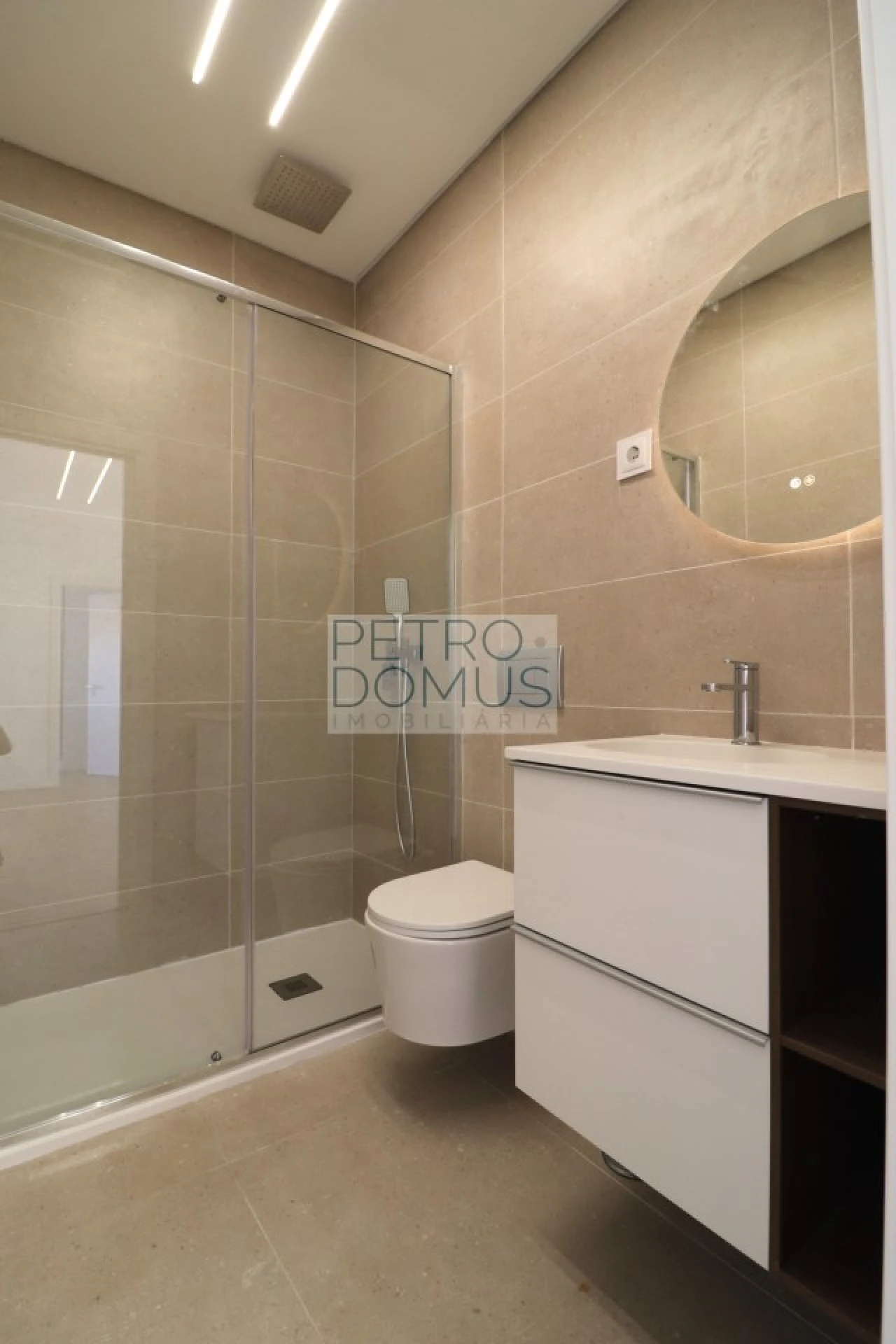 Apartamento T2 para Venda em Almada, Cova da Piedade, Pragal e Cacilhas Foto 26
