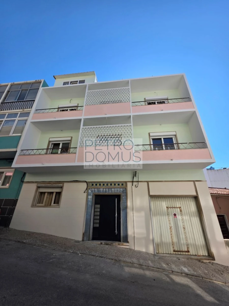 Apartamento T2 para Venda em Almada, Cova da Piedade, Pragal e Cacilhas Foto 35