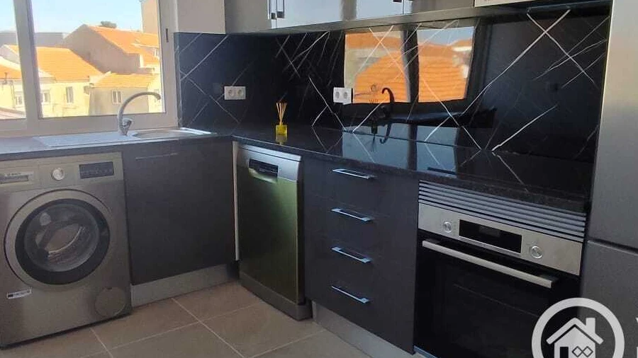 Apartamento T3 para Venda em Almada, Cova da Piedade, Pragal e Cacilhas
