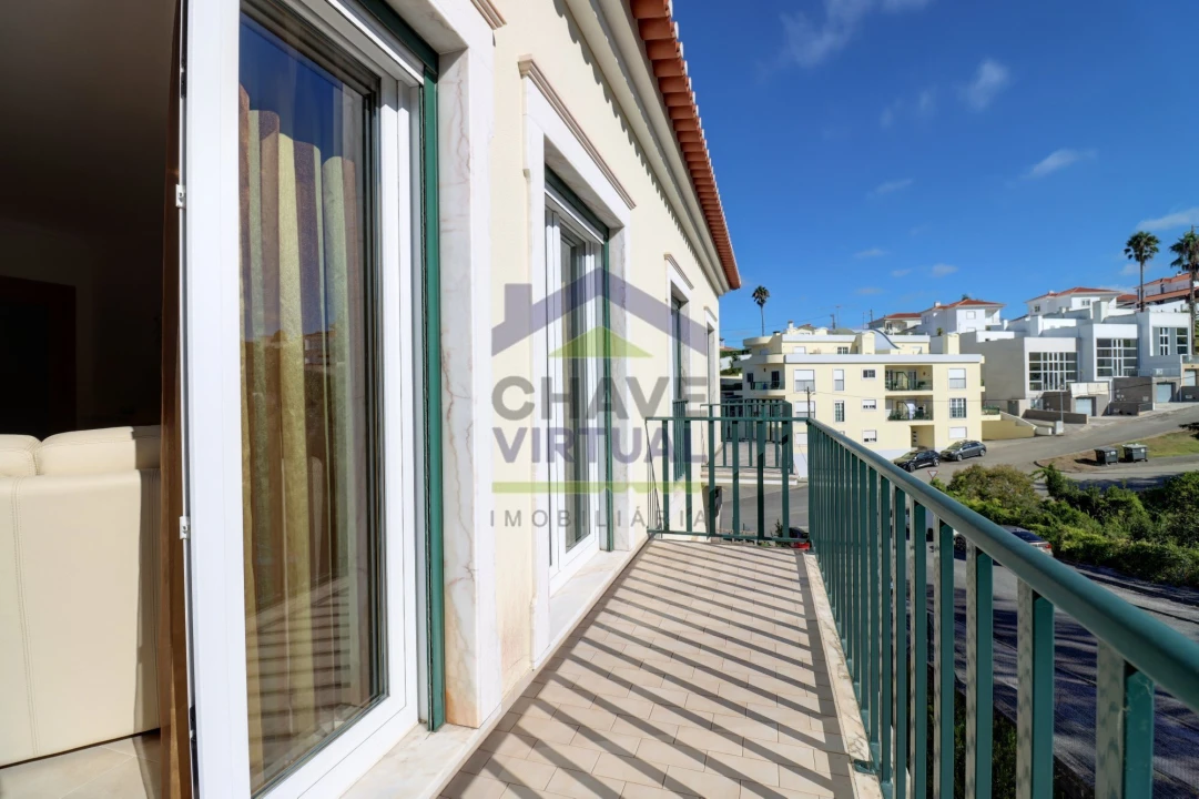 Apartamento T3 para Venda em Lourinhã e Atalaia Foto 6