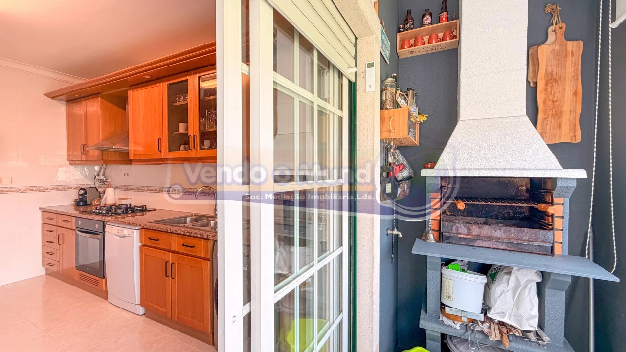 Apartamento T3 para Venda em Samora Correia Foto 4