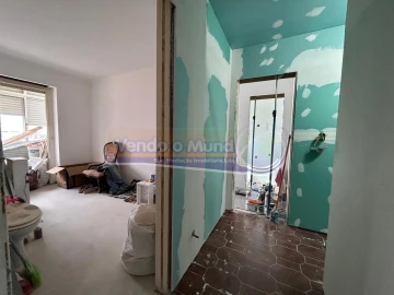 Apartamento T1 para Venda em Águas Livres