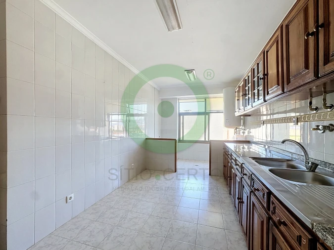 Apartamento T2 para Venda em Santa Maria Maior Foto 2