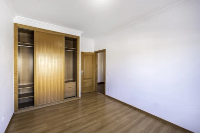 Apartamento T4 para Venda em Benavente