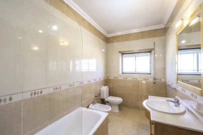 Apartamento T4 para Venda em Benavente