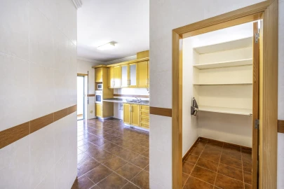 Apartamento T4 para Venda em Benavente