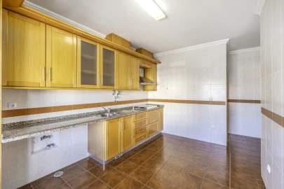 Apartamento T4 para Venda em Benavente