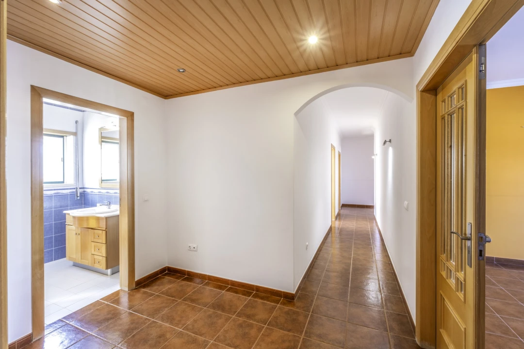 Apartamento T4 para Venda em Benavente Foto 11