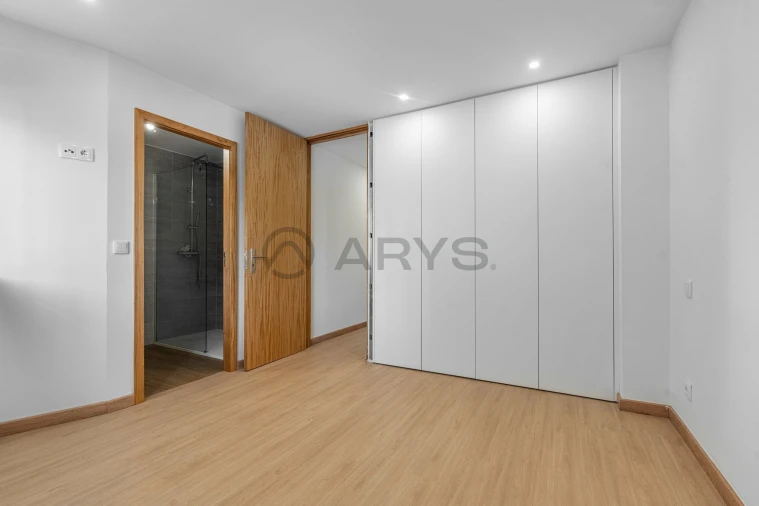 Apartamento T3 para Venda em Ferreiros e Gondizalves Foto 12
