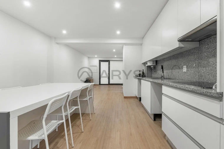 Apartamento T3 para Venda em Ferreiros e Gondizalves Foto 2