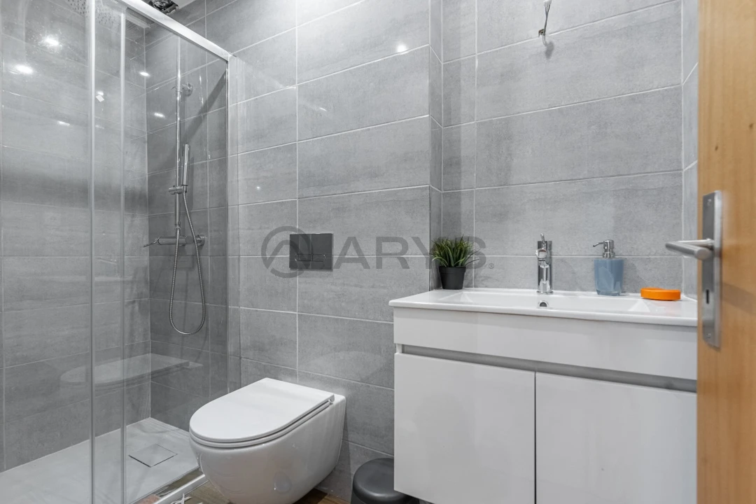 Apartamento T3 para Venda em Ferreiros e Gondizalves Foto 18