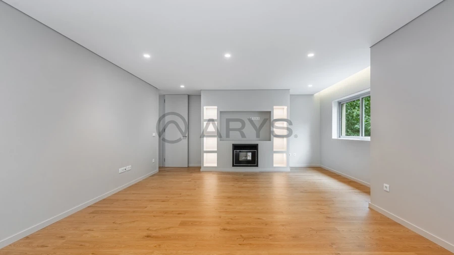 Apartamento T4 para Venda em São Vitor (Braga)