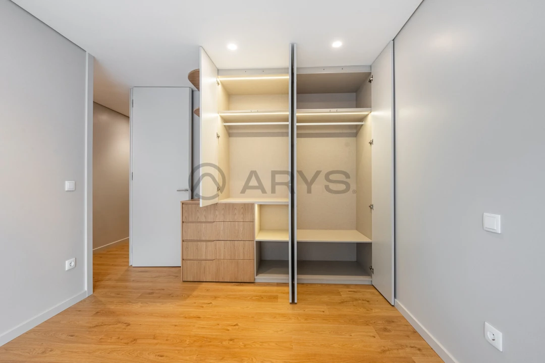 Apartamento T4 para Venda em São Vitor (Braga) Foto 12