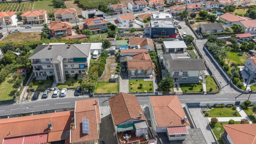 Moradia T3 para Venda em Brito Foto 3