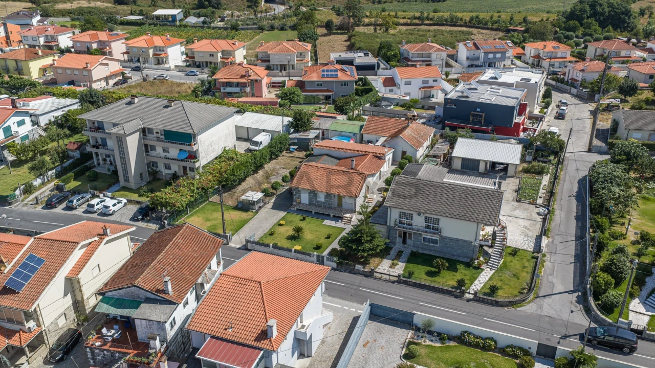 Moradia T3 para Venda em Brito Foto 11
