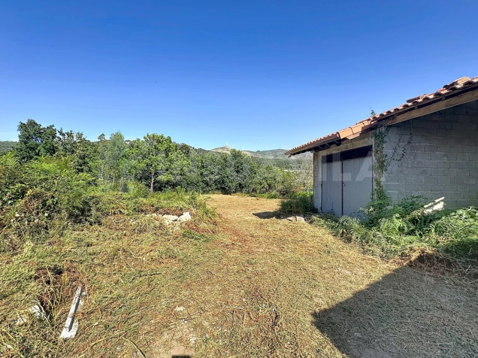 Moradia T2 para Venda em Cerdal Foto 24