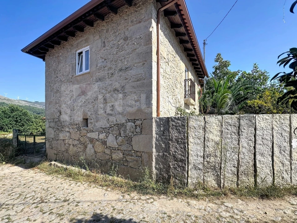 Moradia T2 para Venda em Cerdal Foto 1
