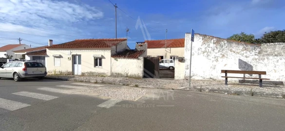 Moradia T1 para Venda em Tornada e Salir do Porto