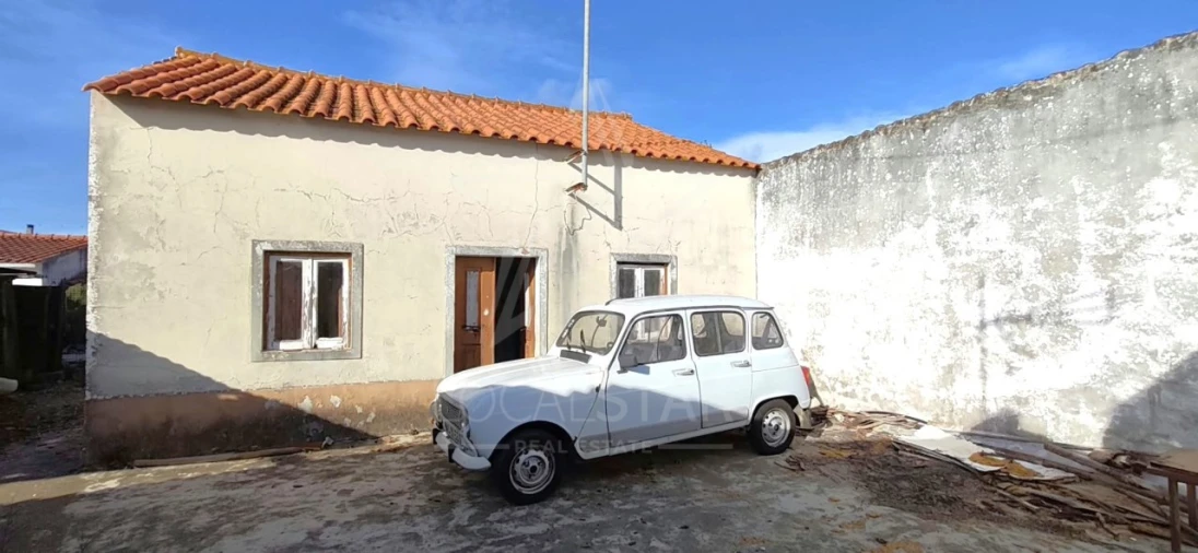 Moradia T1 para Venda em Tornada e Salir do Porto Foto 14