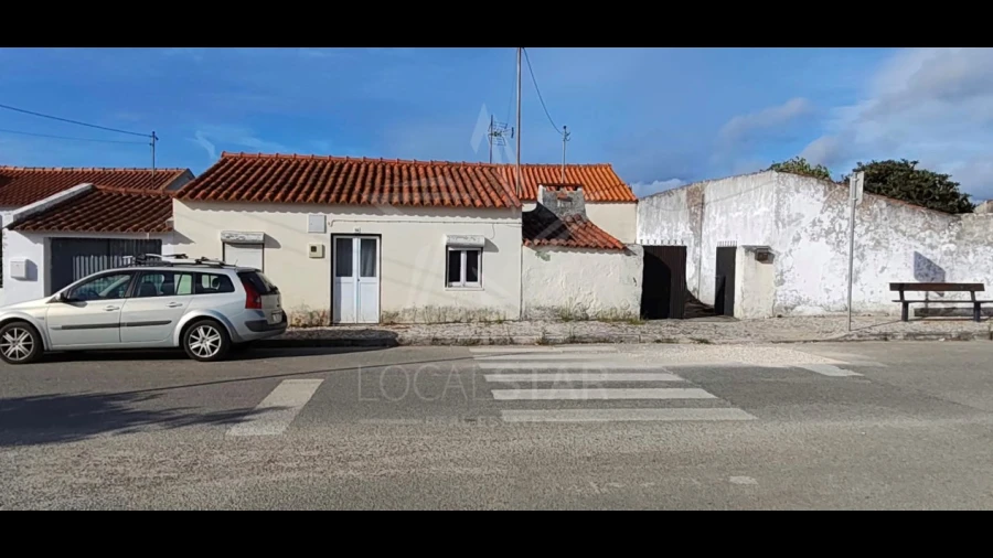 Moradia T1 para Venda em Tornada e Salir do Porto