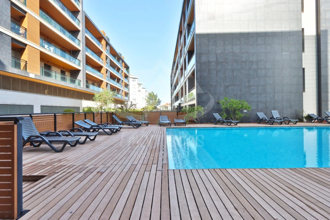 Apartamento T3 para Venda em Sacavém e Prior Velho Foto 5
