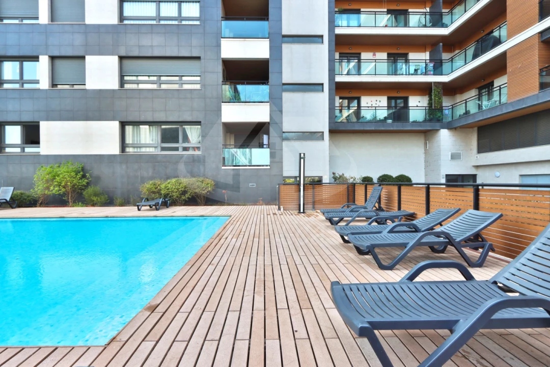 Apartamento T3 para Venda em Sacavém e Prior Velho Foto 6