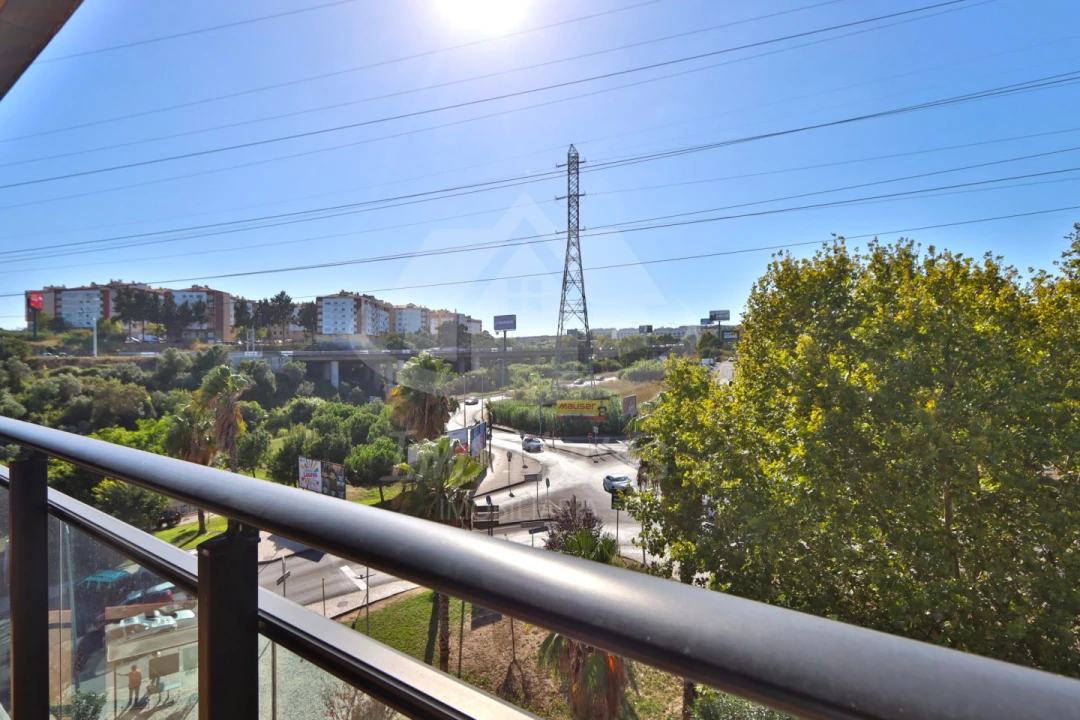 Apartamento T3 para Venda em Sacavém e Prior Velho Foto 22