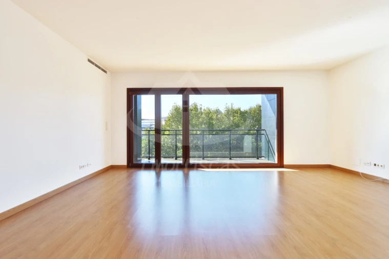Apartamento T3 para Venda em Sacavém e Prior Velho Foto 10