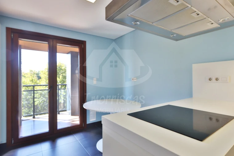 Apartamento T3 para Venda em Sacavém e Prior Velho Foto 14