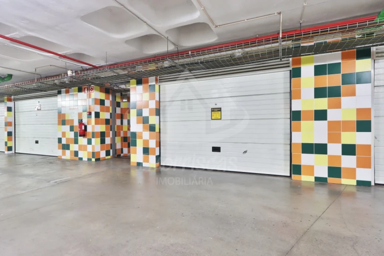 Apartamento T3 para Venda em Sacavém e Prior Velho Foto 40