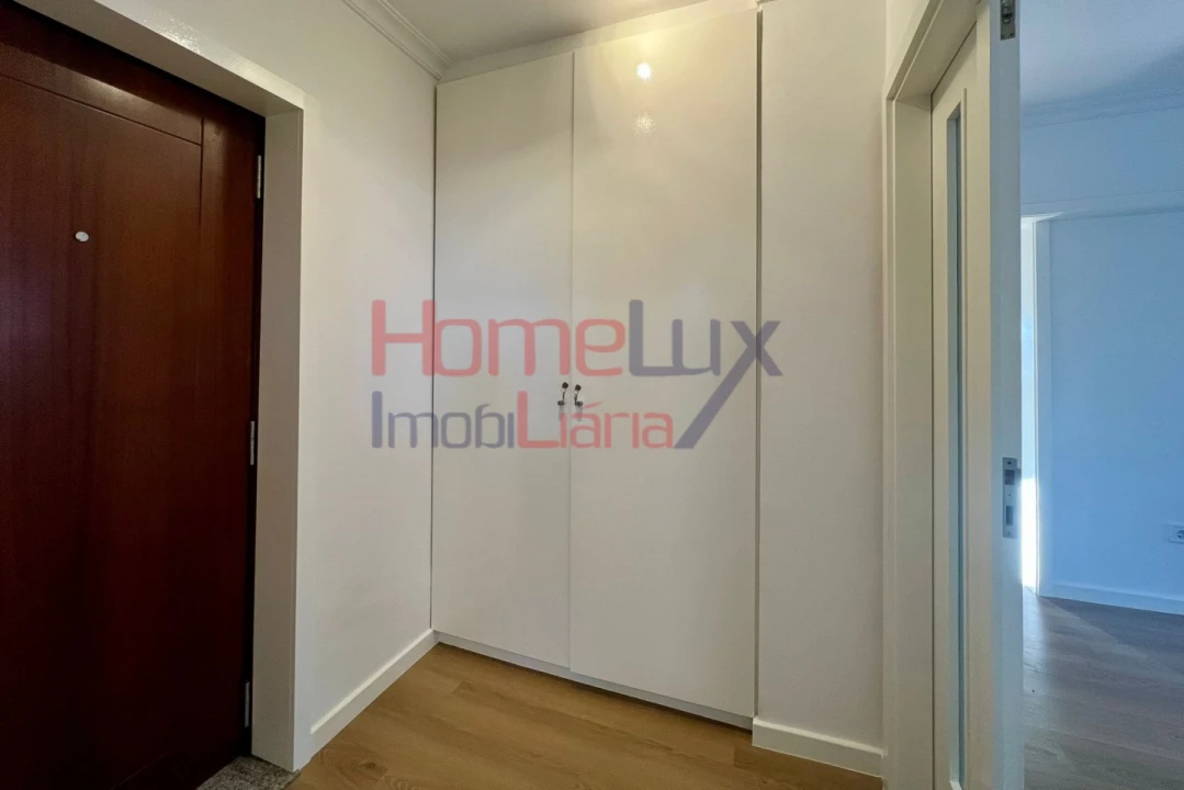 Apartamento T2 para Venda em Rio Tinto Foto 4