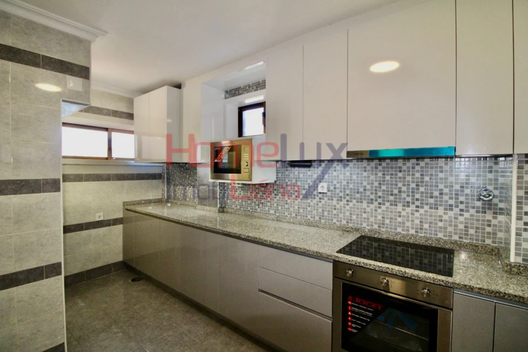 Apartamento T2 para Venda em Rio Tinto Foto 6