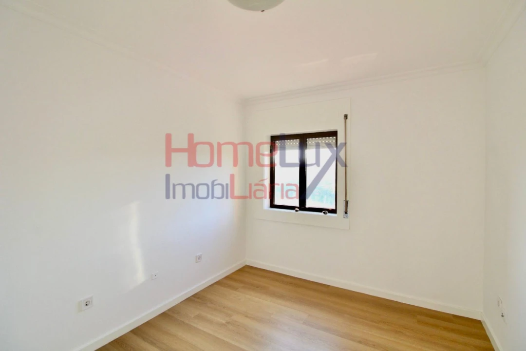 Apartamento T2 para Venda em Rio Tinto Foto 11