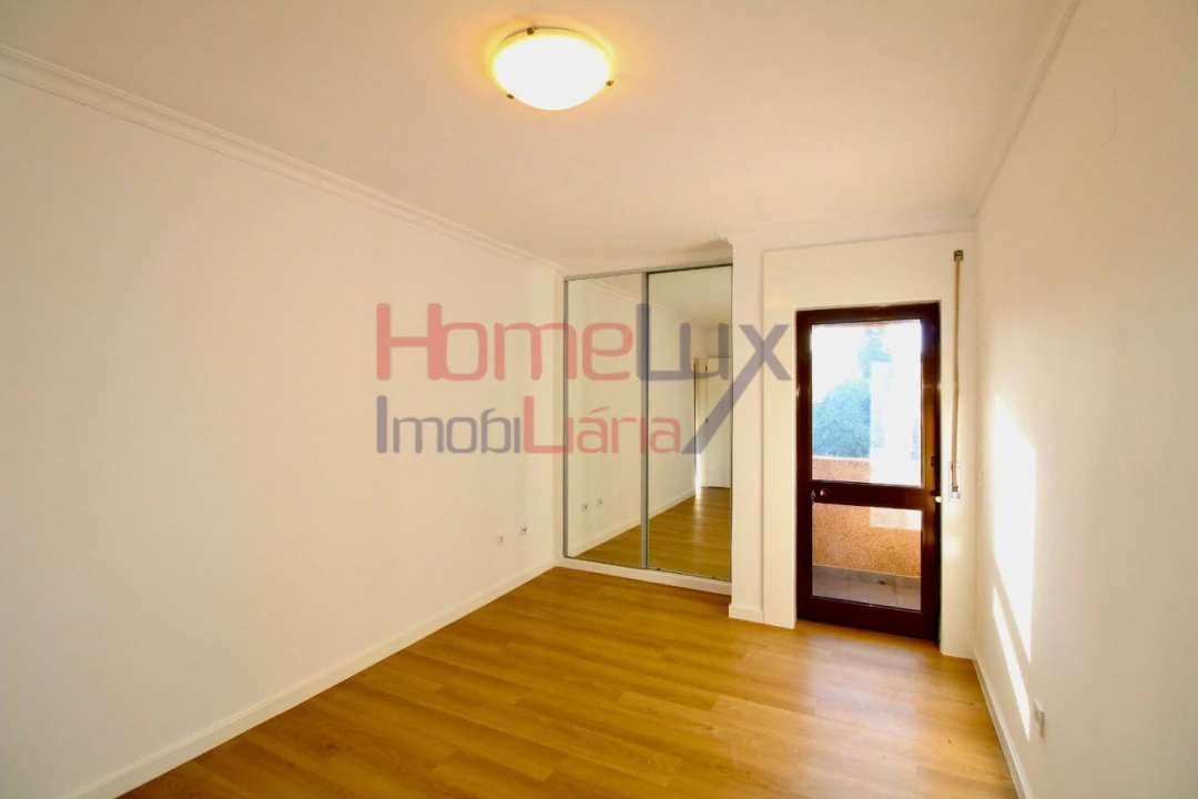Apartamento T2 para Venda em Rio Tinto Foto 12