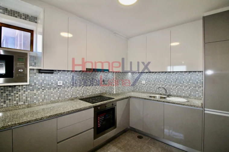 Apartamento T2 para Venda em Rio Tinto Foto 5