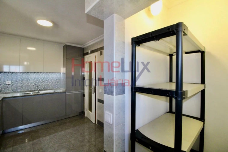 Apartamento T2 para Venda em Rio Tinto Foto 7