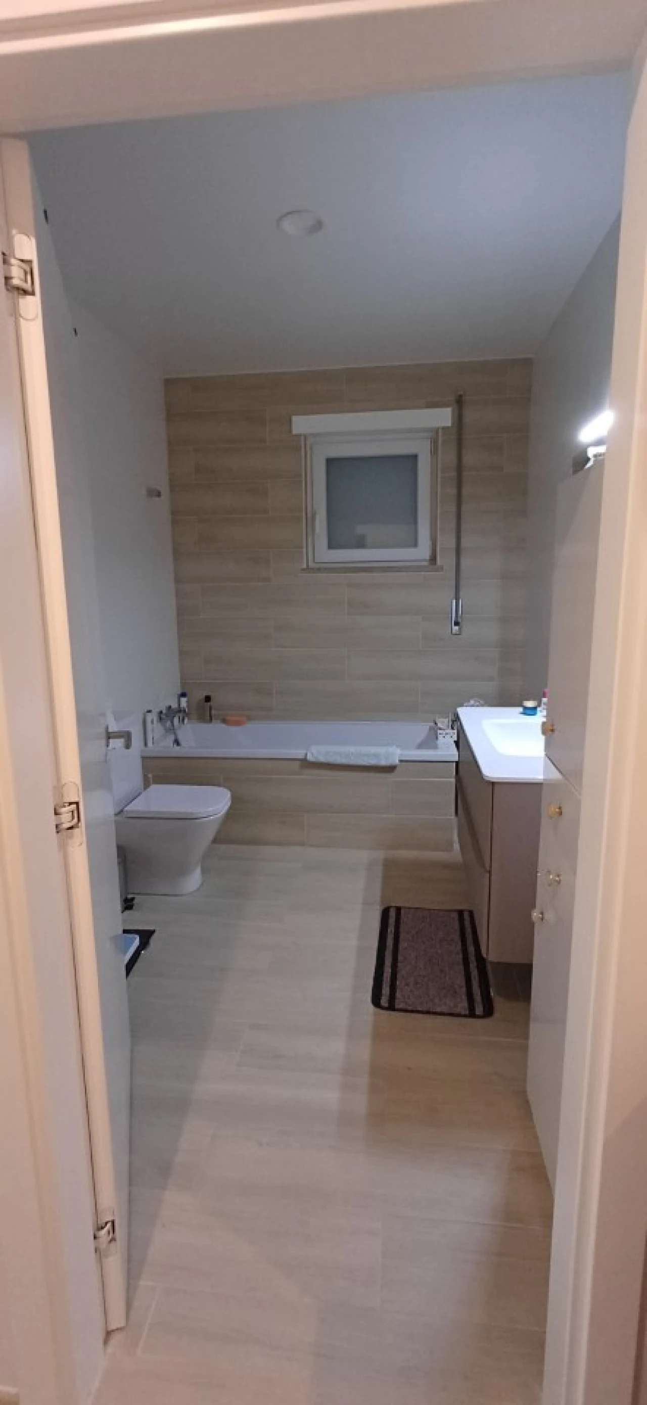 Apartamento T1 para Venda em Sé e São Lourenço Foto 24