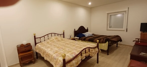 Apartamento T1 para Venda em Sé e São Lourenço