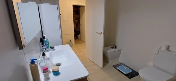 Apartamento T1 para Venda em Sé e São Lourenço