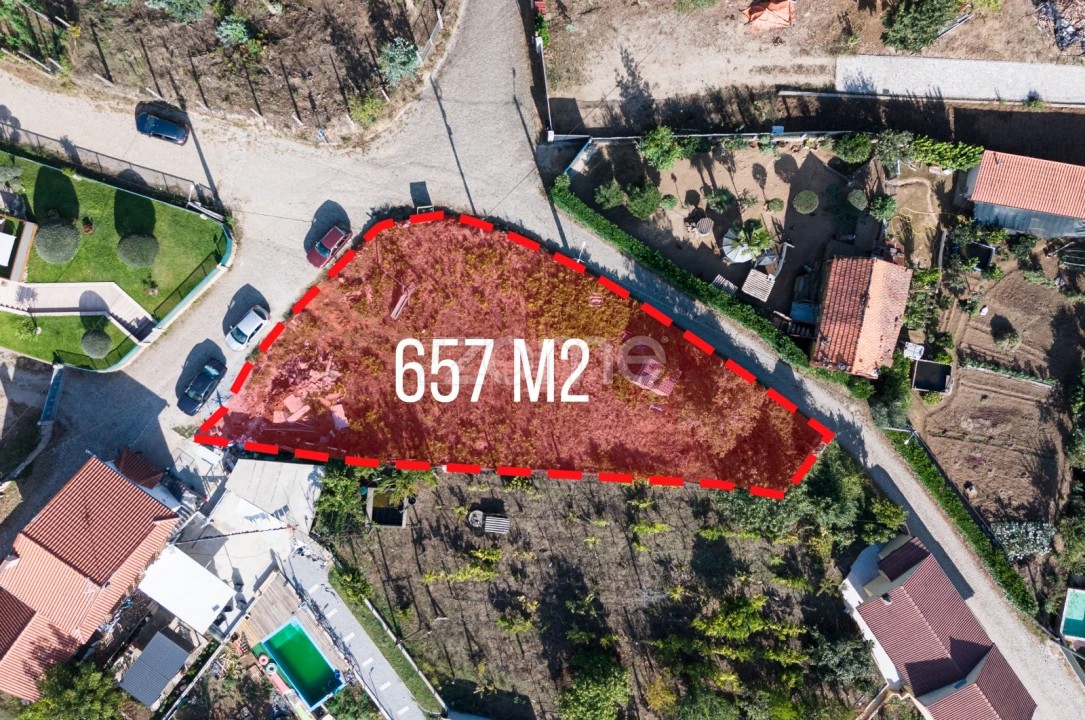 Terreno para Venda em Vila Cova da Lixa e Borba de Godim Foto 4