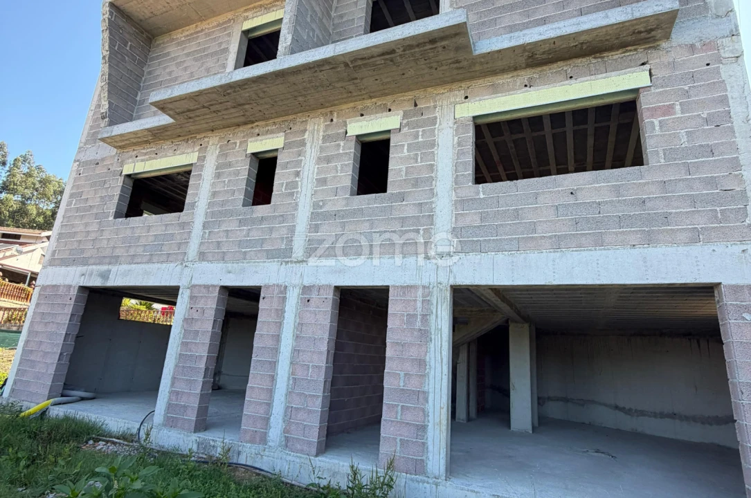 Moradia T3 para Venda em Eja Foto 15
